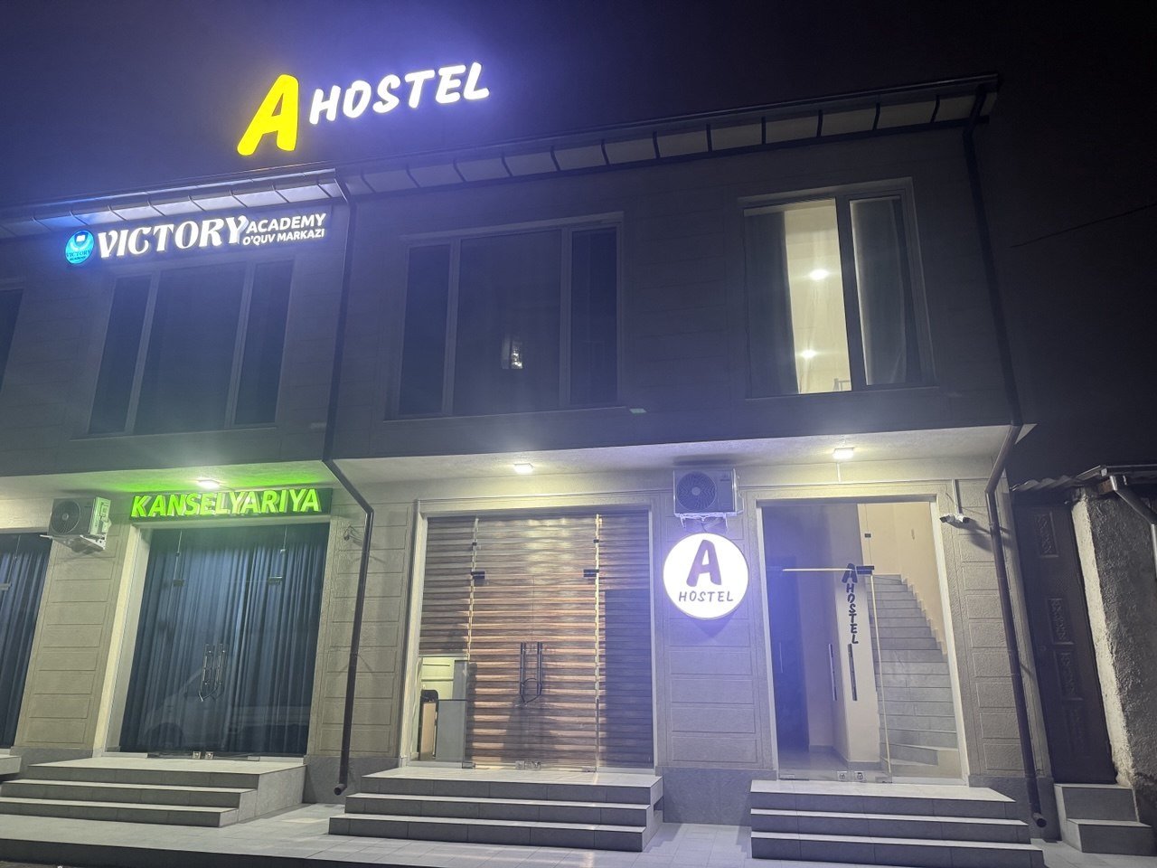 Ahostel metro Tinchlik